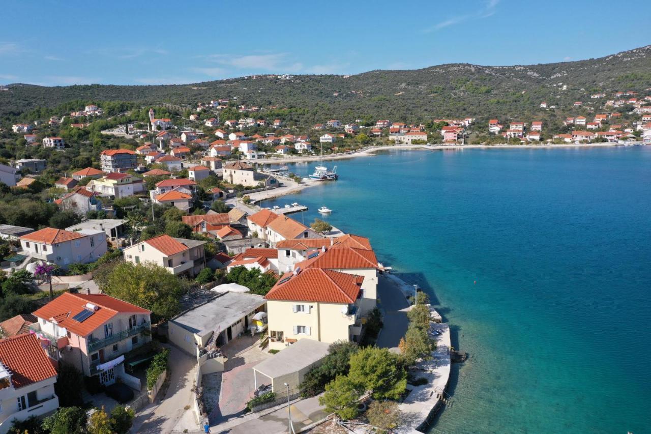 Apartments Babin Vinišće Екстериор снимка