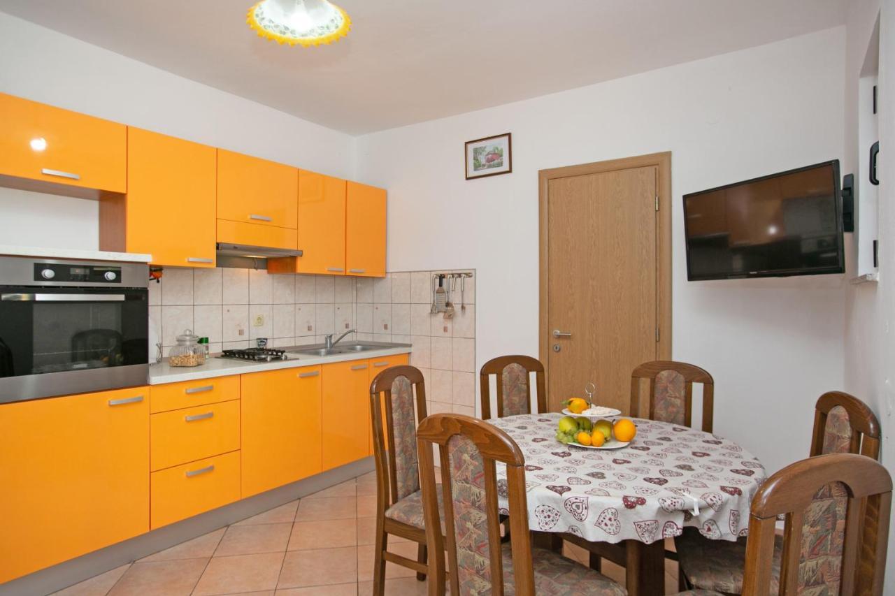 Apartments Babin Vinišće Екстериор снимка